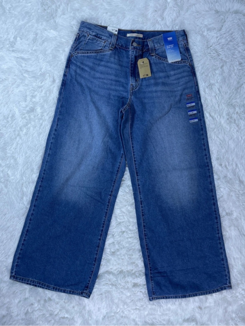 Levi's Women's Baggy Wide Leg Jeans - Blue Denim mid rise size 30X31 brand new
